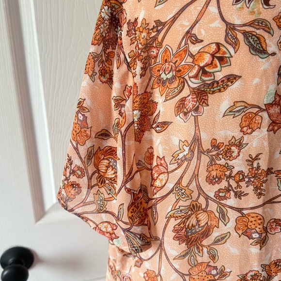 Torrid Lexie Blouse Babydoll Chiffon Blouse Size 2 - Picture 6 of 13